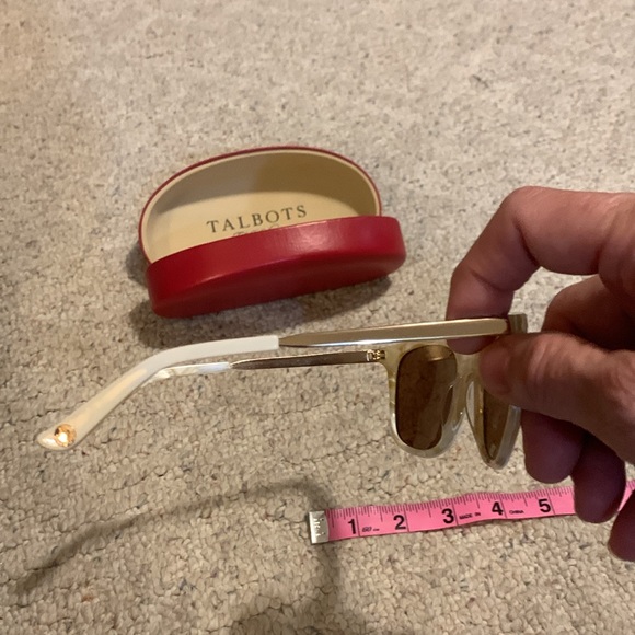 Talbots sunglasses/ case - Picture 5 of 9